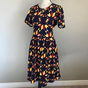 Vintage-looking Amelia 2x